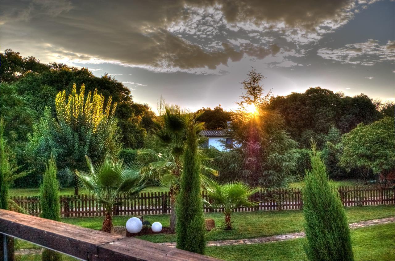 La Ermita De Los Llanos Arenas de San Pedro Bagian luar foto